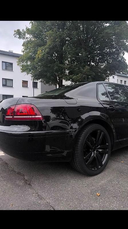 Second-hand VW Phaeton 239 CP (175 kW) 2013 Negru Berlinǎ