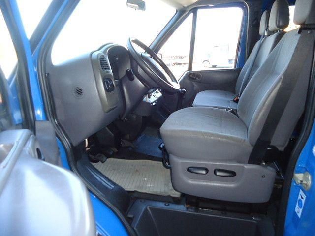 Second-hand Ford Transit 101 CP (74 kW) 2004 Albastru Break