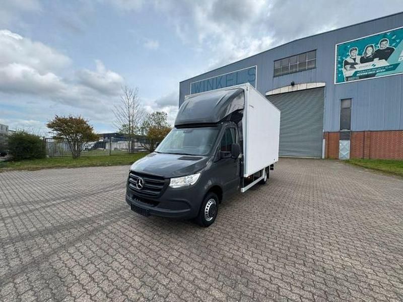 Gebraucht Mercedes Sprinter 143 PS (105 kW) 2021 Grau Van