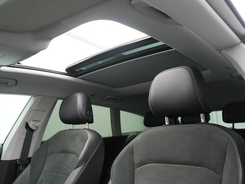 Gebraucht VW Arteon Elegance 200 PS (147 kW) 2023 Grau Kombi