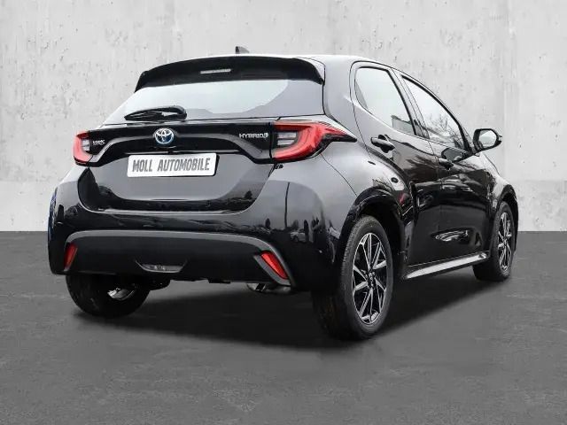 Gebraucht Toyota Yaris Hybrid Team 92 PS (67 kW) 2023 Schwarz Kleinwagen