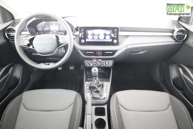 Neu Skoda Fabia Selection 95 PS (69 kW) 2025 Candyweiß Limousine