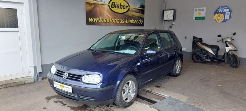 Gebraucht VW Golf IV 75 PS (55 kW) 2002 Blau Limousine