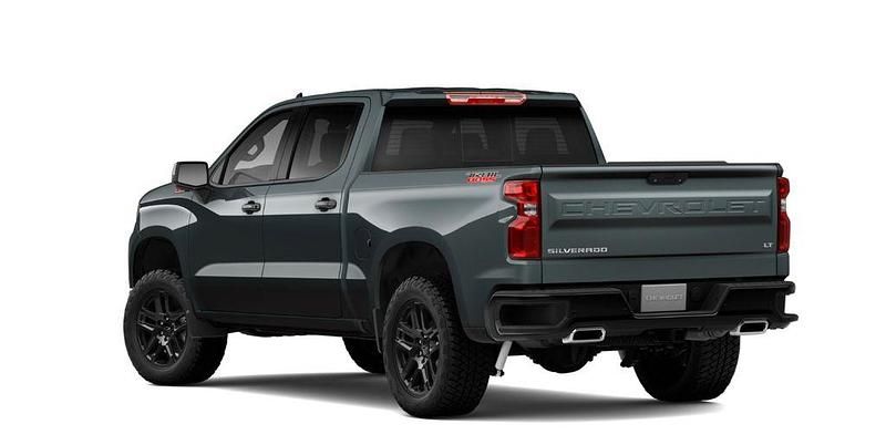 Neu Chevrolet Silverado 426 PS (313 kW) 2025 Schwarz SUV