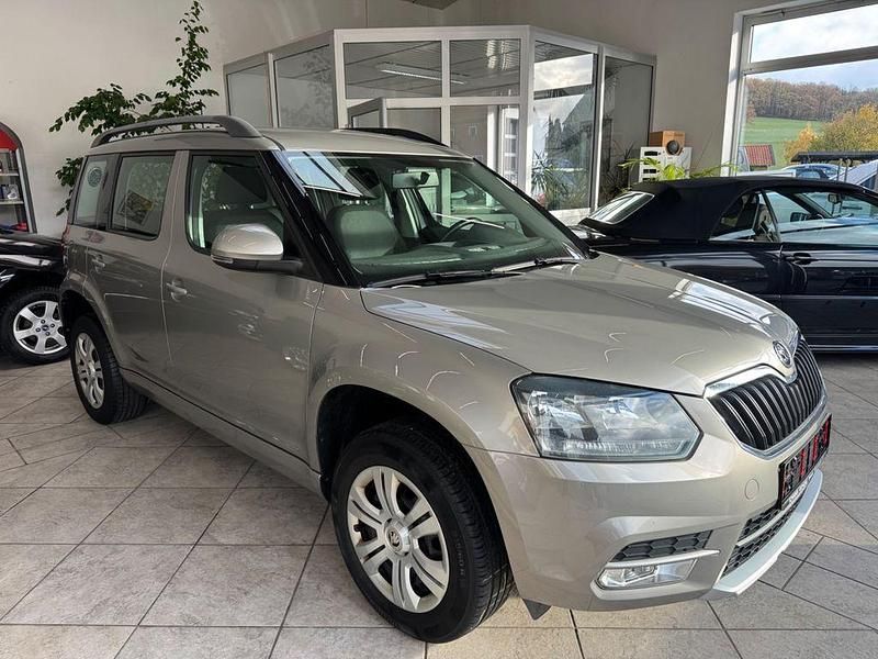 Beige Gebraucht 2017 Skoda Yeti Active SUV | 8.480 € (Fairer Preis) - Bild 1/4