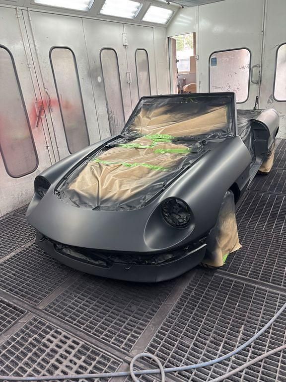 Gebraucht Alfa Romeo Spider 131 PS (96 kW) 1983 Schwarz Cabrio