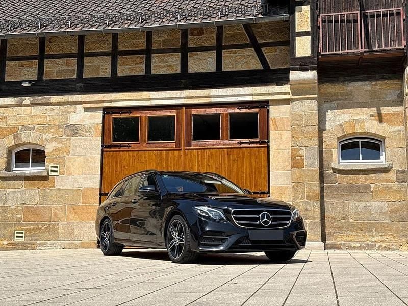 Schwarz Gebraucht 2018 Mercedes E400 AMG Limousine | 36.850 € (Guter Preis) - Bild 1/4