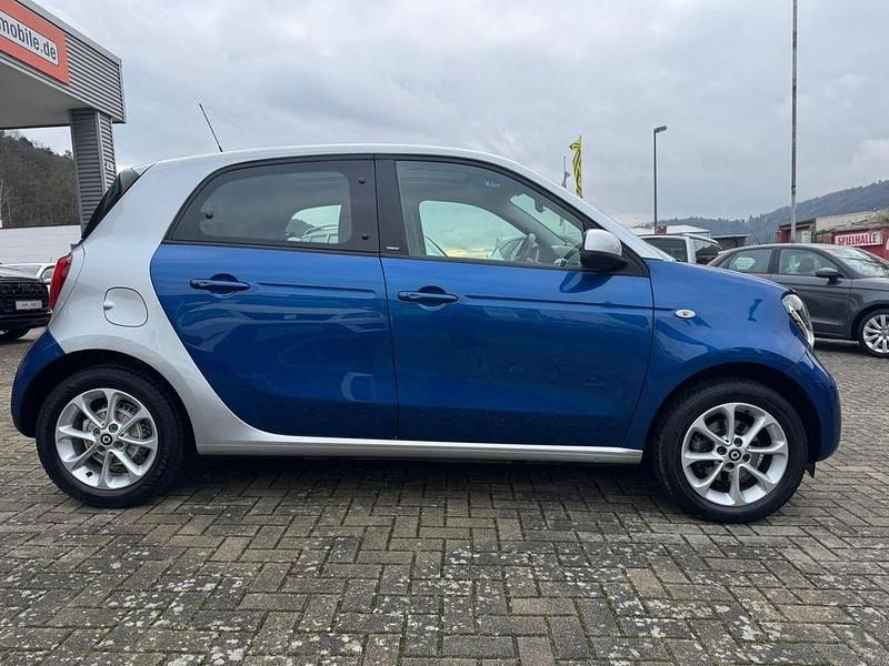 Gebraucht Smart ForFour 90 PS (66 kW) 2019 Blau Kleinwagen