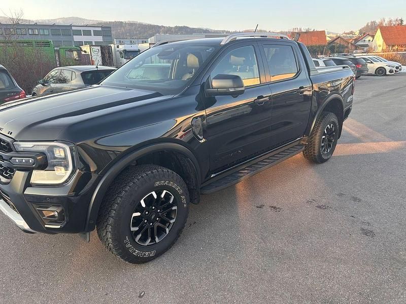 Schwarz Gebraucht 2024 Ford Ranger Wildtrack Abholung | 51.600 € (Teuer) - Bild 1/4
