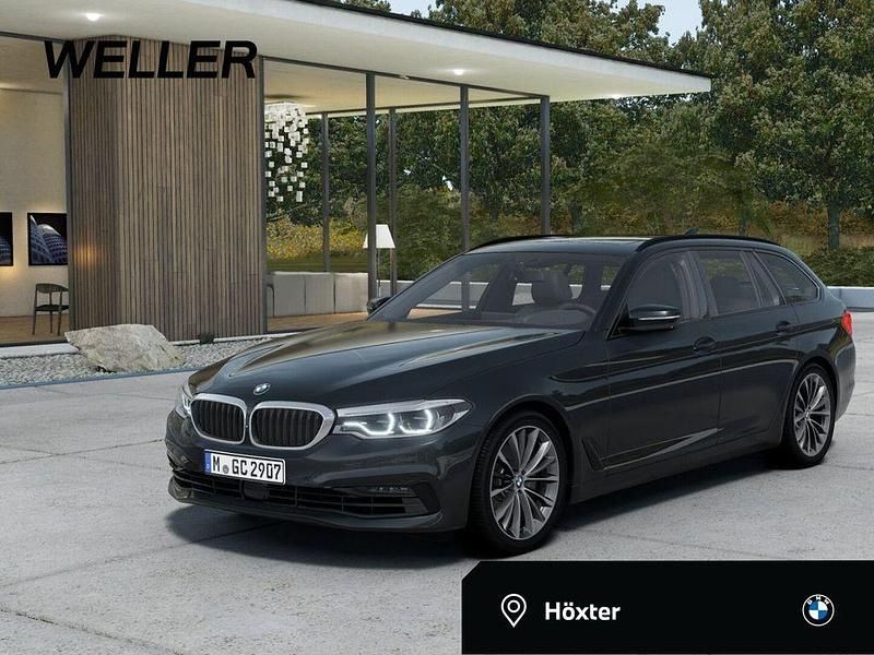 Sophistograu (grau) Gebraucht 2020 BMW 520 Shadowline Kombi | 31.900 € (Teuer) - Bild 1/4