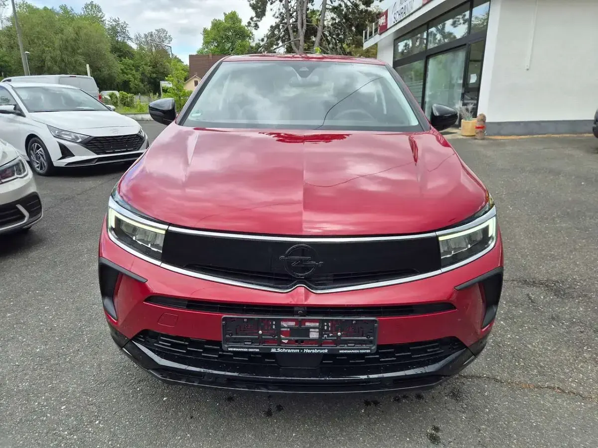 Gebraucht Opel Grandland X 131 PS (96 kW) 2024 Rubin rot met. SUV