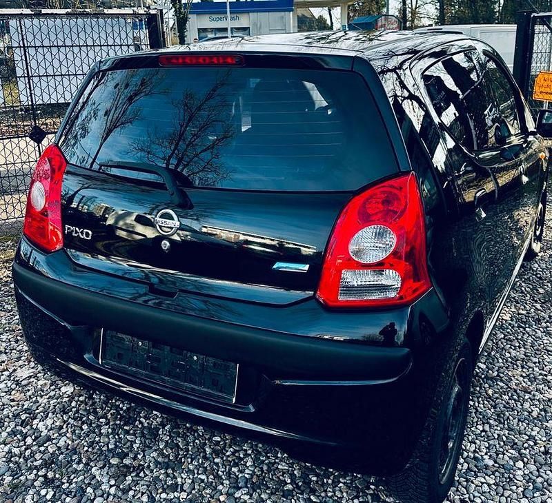 Gebraucht Nissan Pixo Acenta 68 PS (50 kW) 2009 Schwarz Kleinwagen