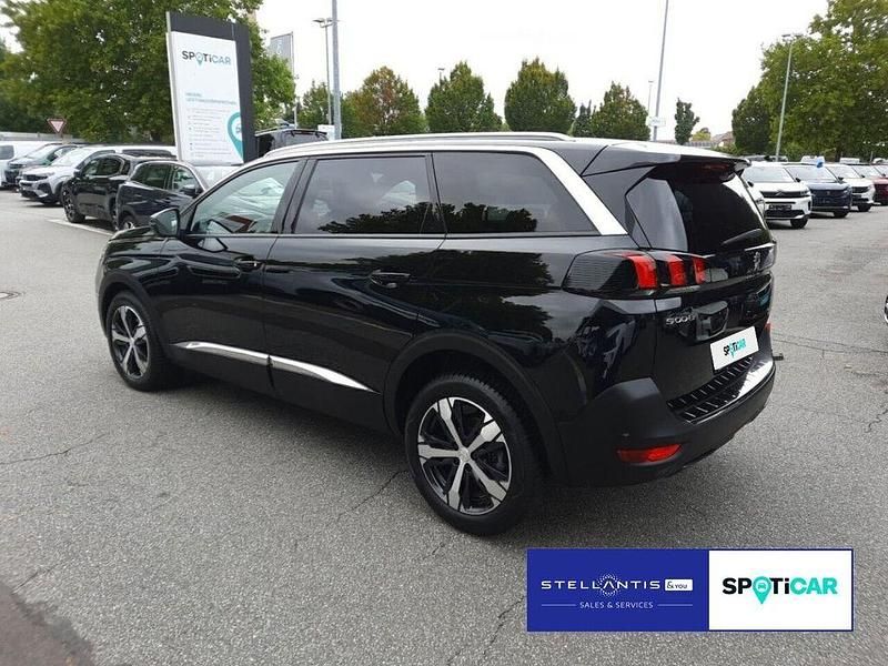 Gebraucht Peugeot 5008 Allure 131 PS (96 kW) 2023 Schwarz Van / Kleinbus