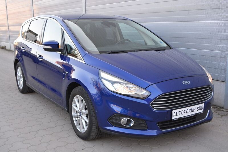 Blau Gebraucht 2015 Ford S-MAX Titanium Van / Kleinbus | 14.990 € (Guter Preis) - Bild 1/4