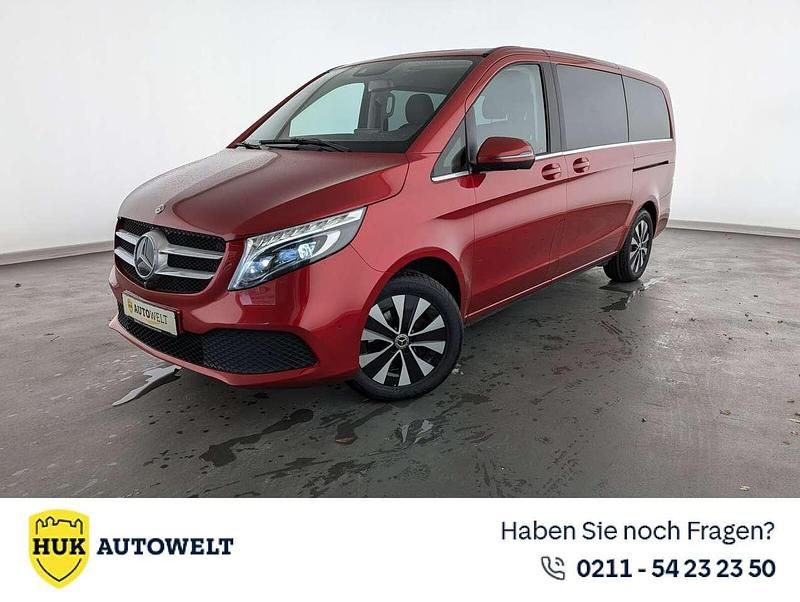 Lackfarbe hyazinthrot mb 3334 Gebraucht 2019 Mercedes V300 Avantgarde Edition Van / Kleinbus | 51.460 € (Superpreis) - Bild 1/3