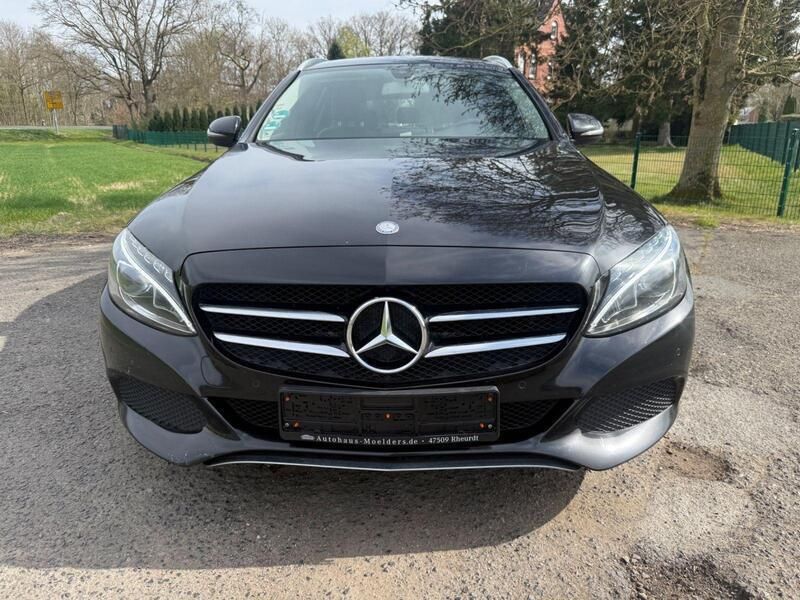 Schwarz Gebraucht 2015 Mercedes C180 Kombi | 8.950 € (Superpreis) - Bild 1/4