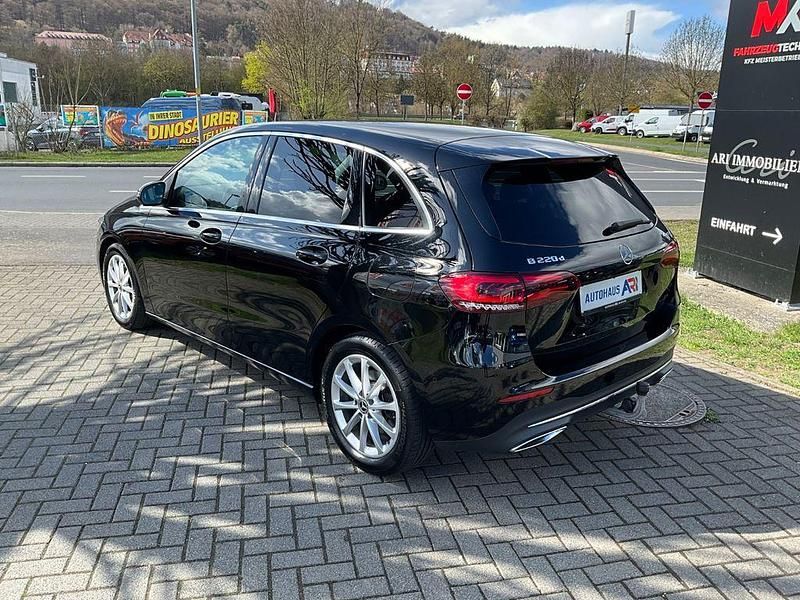 Gebraucht Mercedes 220 190 PS (139 kW) 2020 Schwarz Limousine