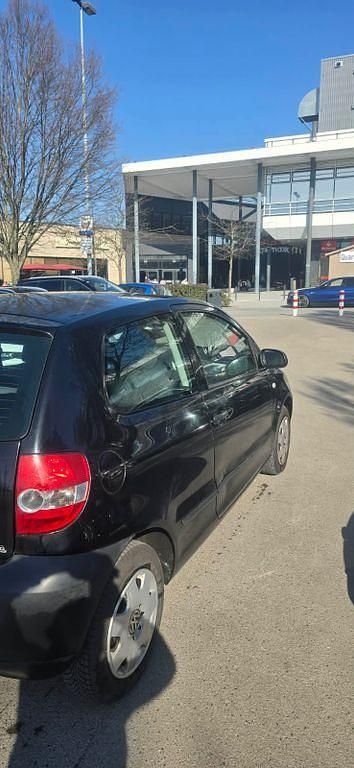 Gebraucht VW Fox 55 PS (40 kW) 2010 Schwarz Kleinwagen