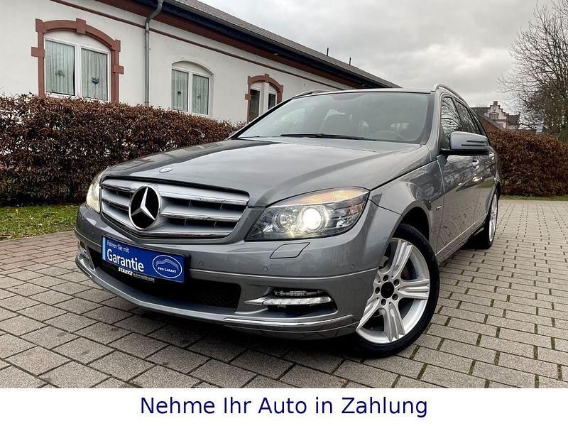 Gebraucht Mercedes C250 204 PS (150 kW) 2010 Silber Limousine