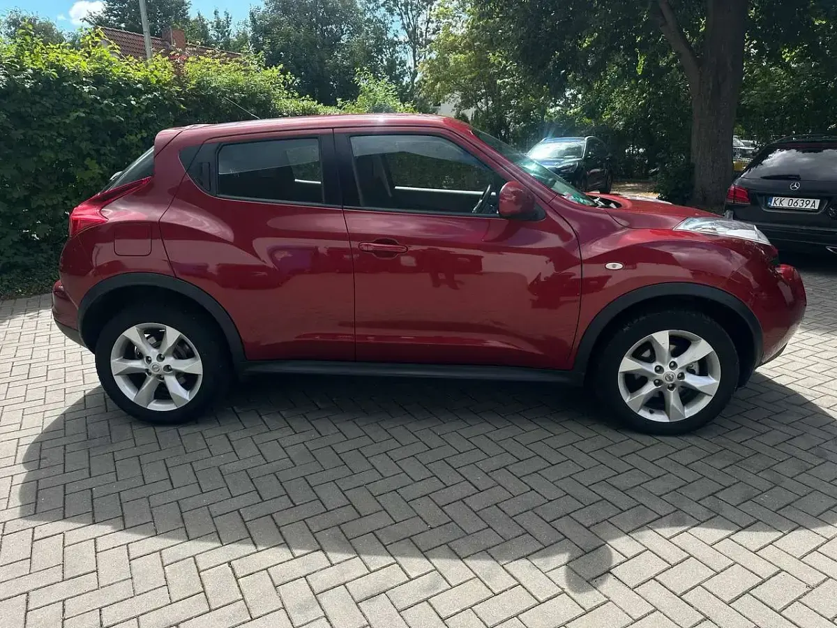 Gebraucht Nissan Juke Acenta 117 PS (86 kW) 2011 Force red metallic SUV