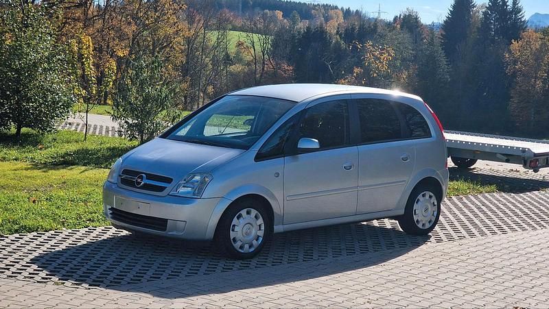 Gebraucht Opel Meriva 101 PS (74 kW) 2005 Silber Van / Kleinbus