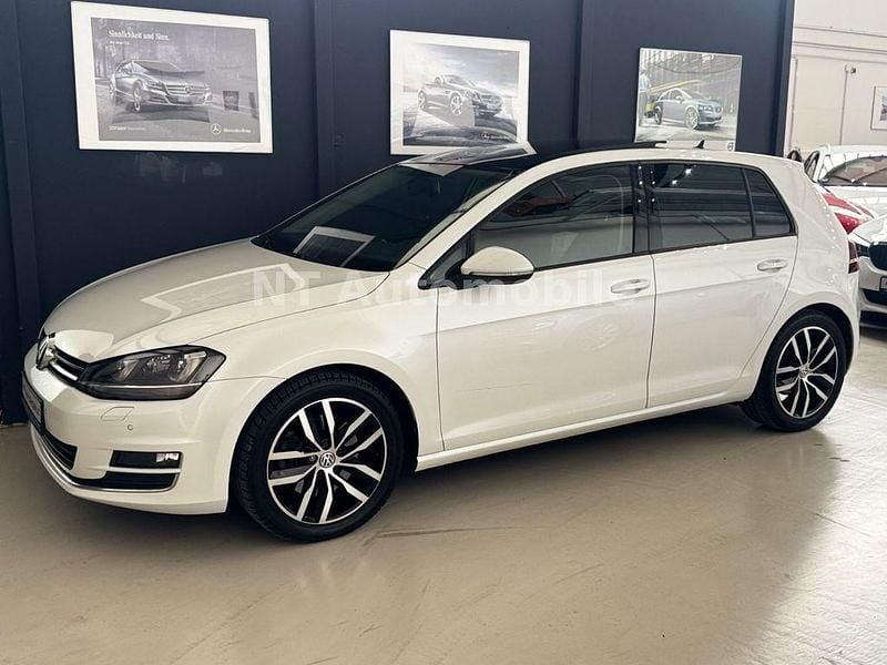 Weiß Gebraucht 2015 VW Golf VII Highline Limousine | 14.999 € (Fairer Preis) - Bild 1/4