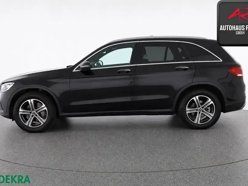 Gebraucht Mercedes GLC300 245 PS (180 kW) 2022 Schwarz SUV