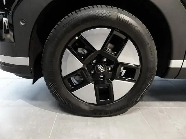 Gebraucht Hyundai Santa Fe Intro Edition 215 PS (158 kW) 2025 Abyss black SUV
