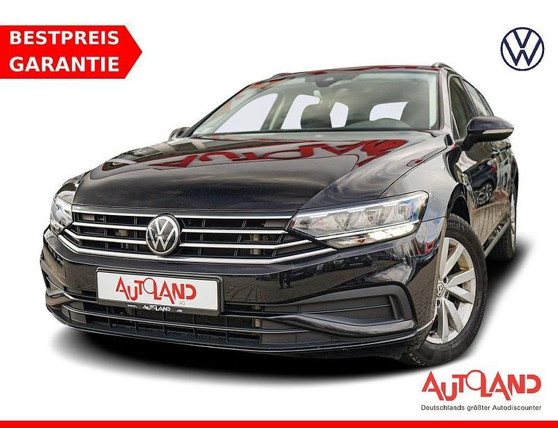 Gebraucht VW Passat 150 PS (110 kW) 2022 Schwarz Kombi