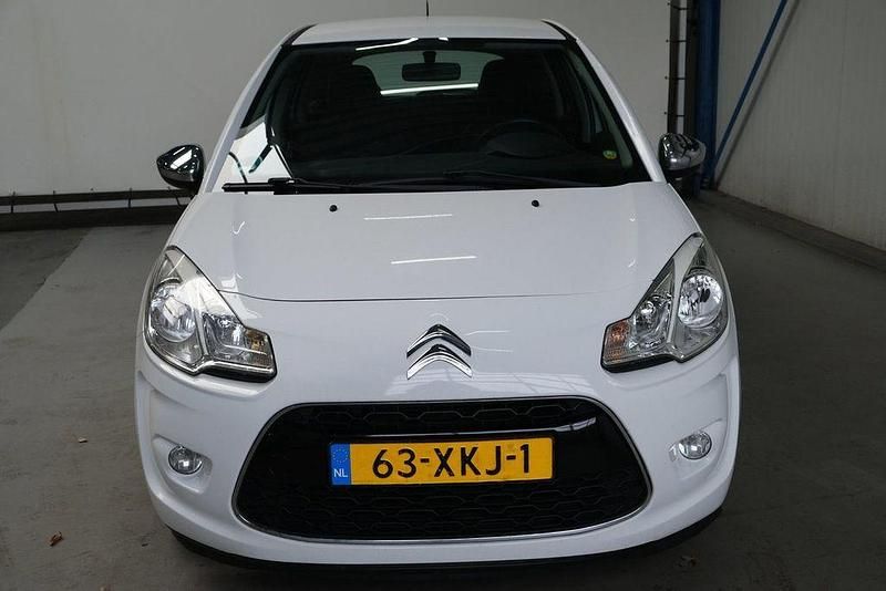 Used Citroën C3 92 HP (67 kW) 2012 White Sedan