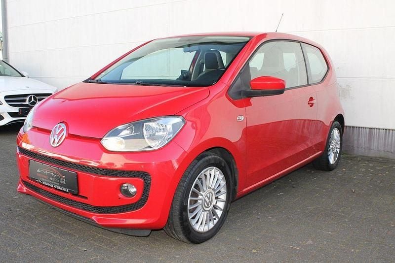 Second-hand VW up! high up! 60 CP (44 kW) 2012 Roșu Hatchback