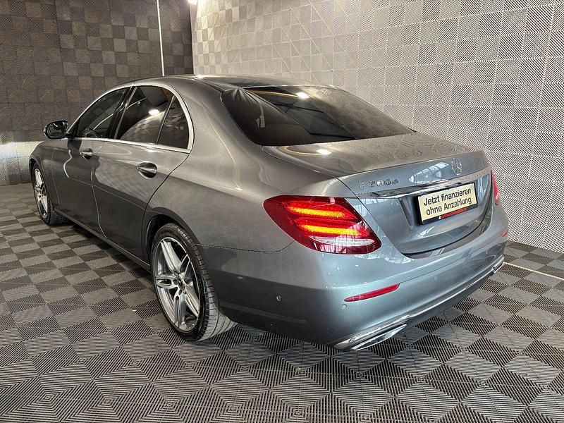 Gebraucht Mercedes E200 Avantgarde 160 PS (117 kW) 2020 Grau Limousine