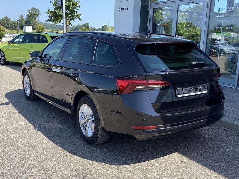 Gebraucht Skoda Octavia 116 PS (85 kW) 2022 Schwarz Kombi