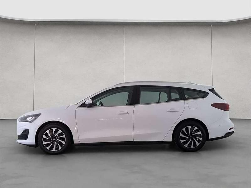 Gebraucht Ford Focus Titanium 155 PS (114 kW) 2025 Frozen white Kombi