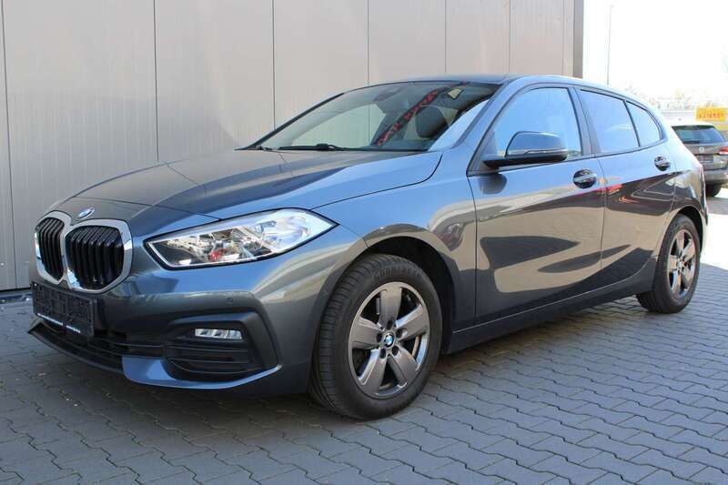 Mineralgrau Gebraucht 2019 BMW 116 Advantage Kleinwagen | 15.990 € (Etwas zu teuer) - Bild 1/4
