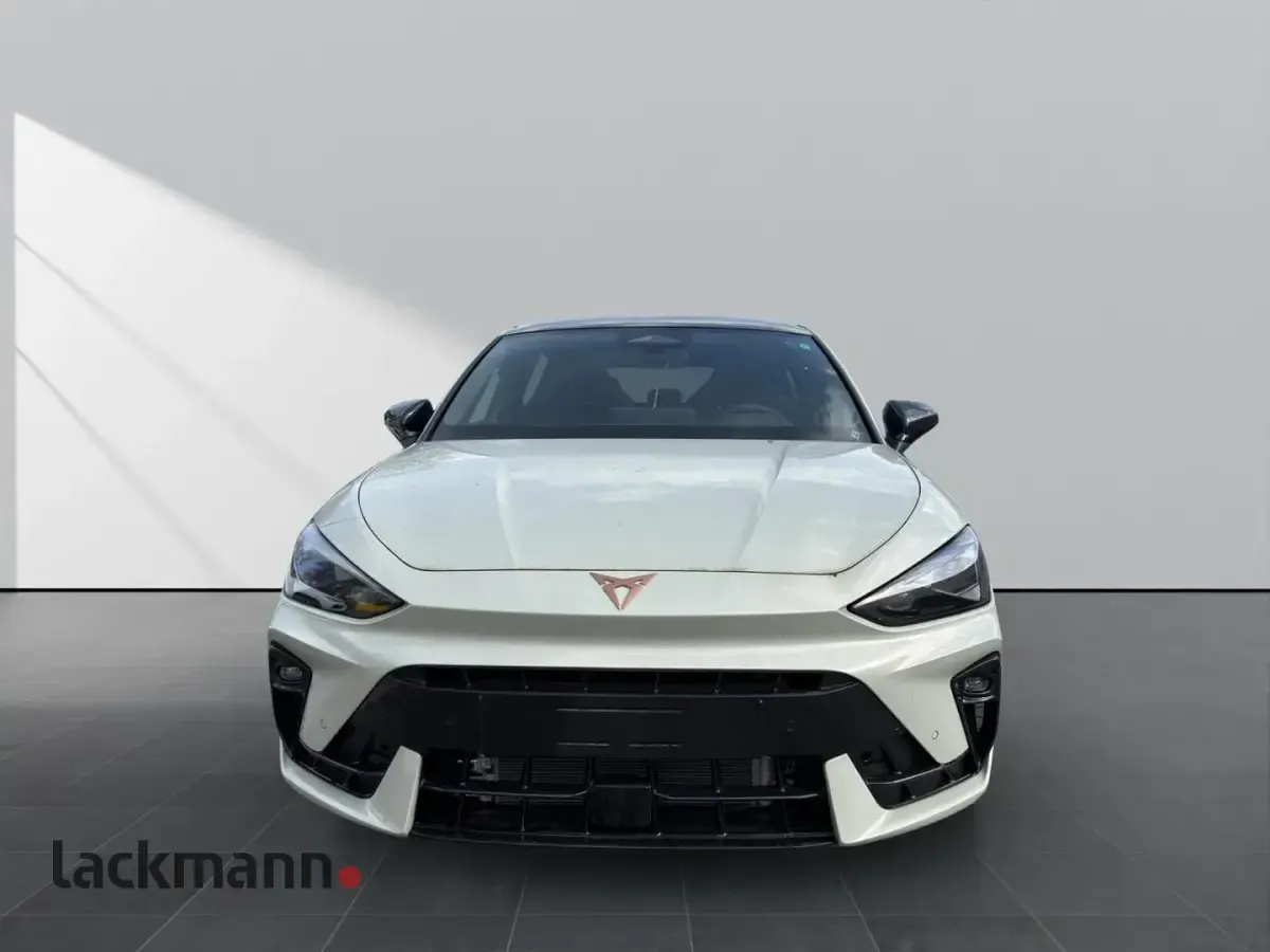 Neu Cupra Leon VZ 272 PS (200 kW) 2025 Violett Limousine