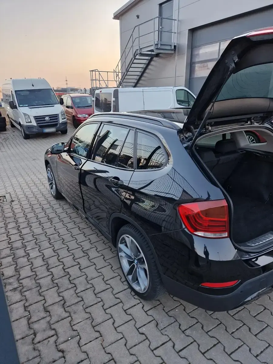 Gebraucht BMW X1 184 PS (135 kW) 2015 Schwarz SUV