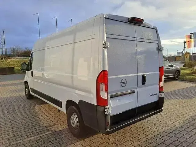 Gebraucht Opel Movano Edition 140 PS (102 kW) 2024 Weiß Van