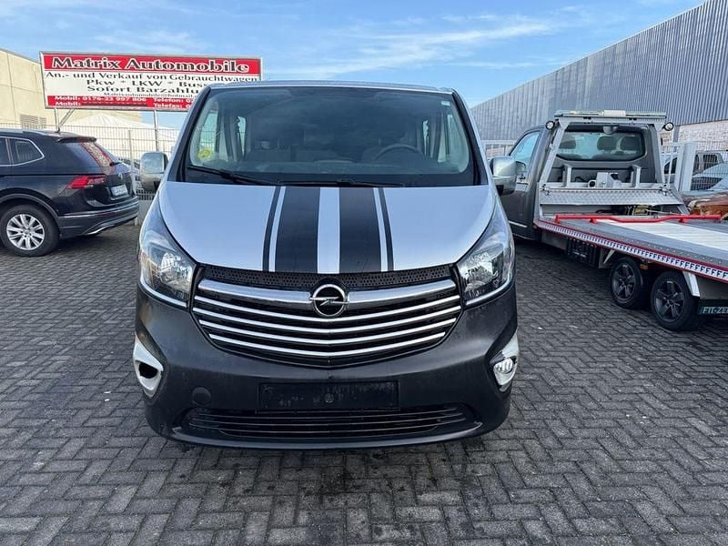 Gebraucht Opel Vivaro 120 PS (88 kW) 2018 Grau Van / Kleinbus