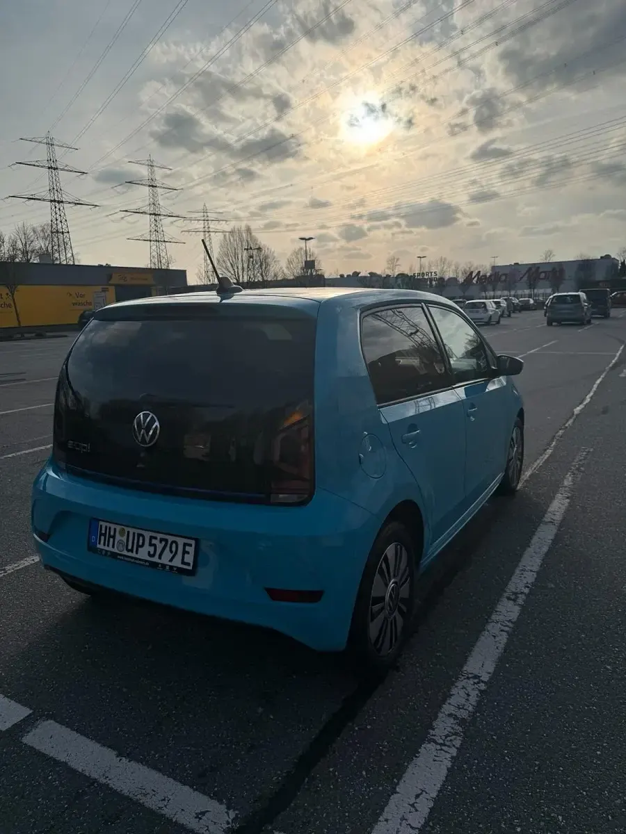 Gebraucht VW e-up! Style 61 kW (83 PS) 2021 Blau Kleinwagen
