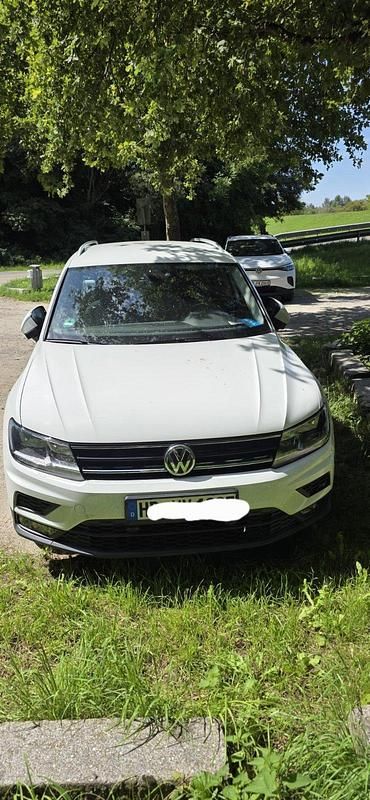 Weiß Gebraucht 2018 VW Tiguan SUV | 20.500 € (Superpreis) - Bild 1/4