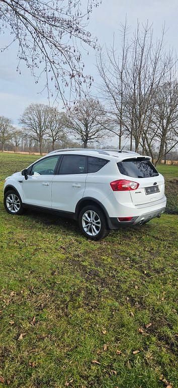 Gebraucht Ford Kuga Titanium 140 PS (102 kW) 2012 Weiß SUV