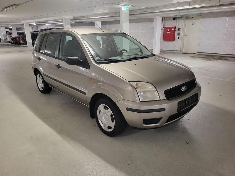 Gebraucht Ford Fusion 68 PS (50 kW) 2003 Grau Kleinwagen