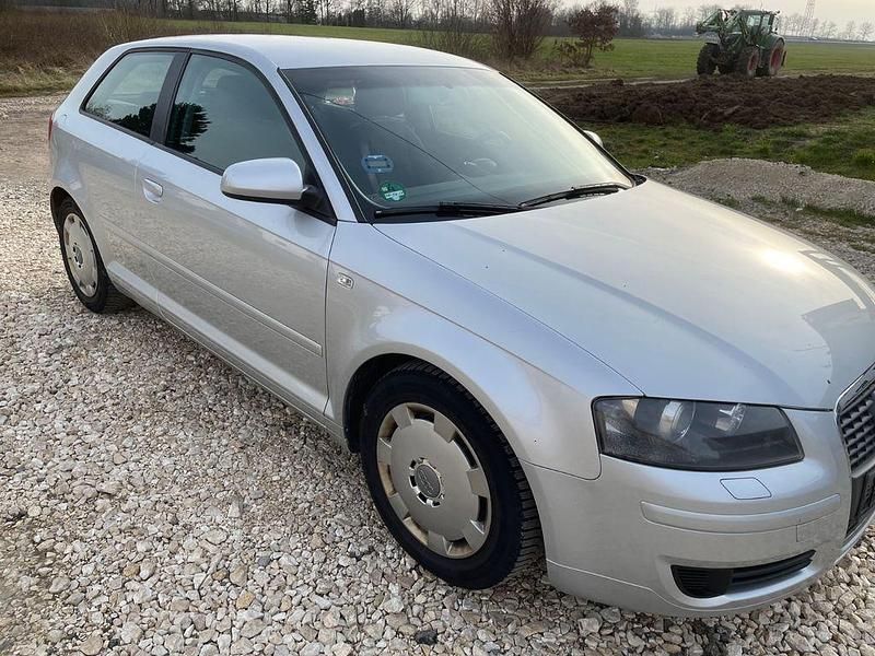 Gebraucht Audi A3 Ambiente 105 PS (77 kW) 2008 Silber Kleinwagen