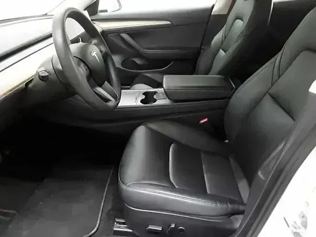Used Tesla Model 3 366 kW (498 HP) 2022 White Sedan