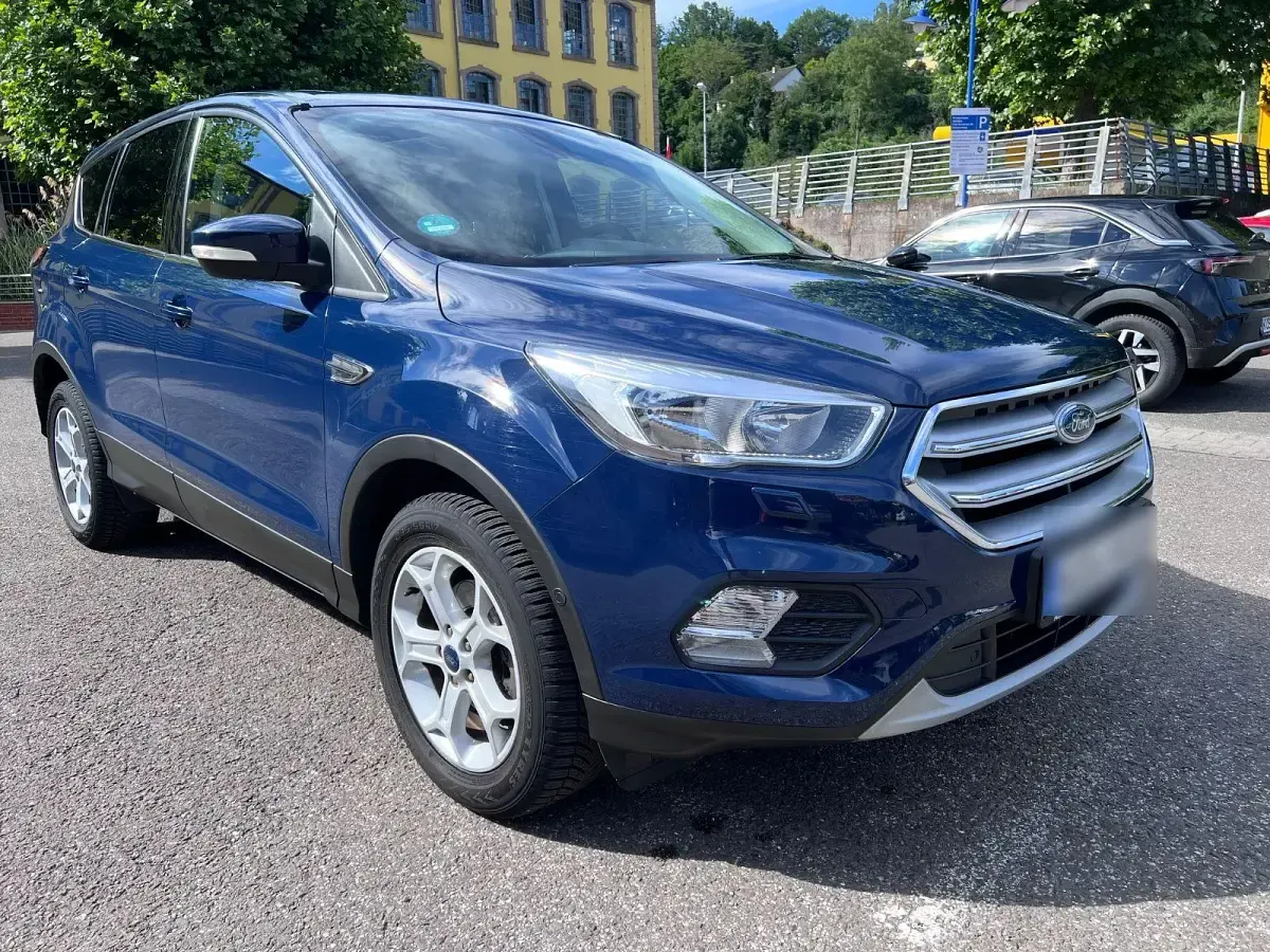 Gebraucht Ford Kuga Cool & Connect 150 PS (110 kW) 2017 Blau SUV