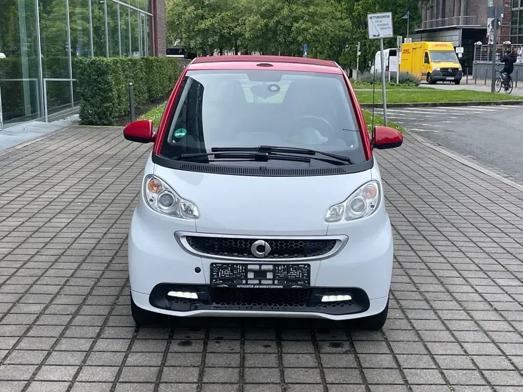 Używany Smart ForTwo Cabrio 71 KM (52 kW) 2014 Biały Kabriolet