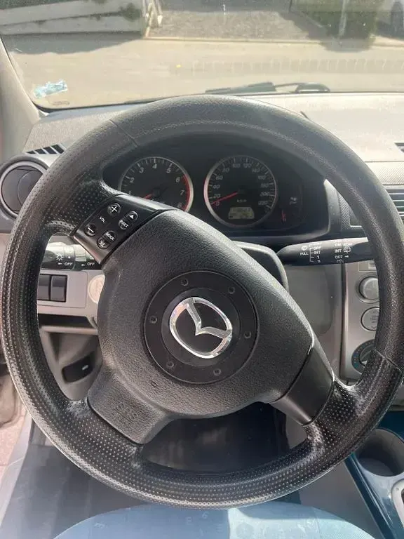 Gebraucht Mazda 2 80 PS (58 kW) 2005 Kleinwagen