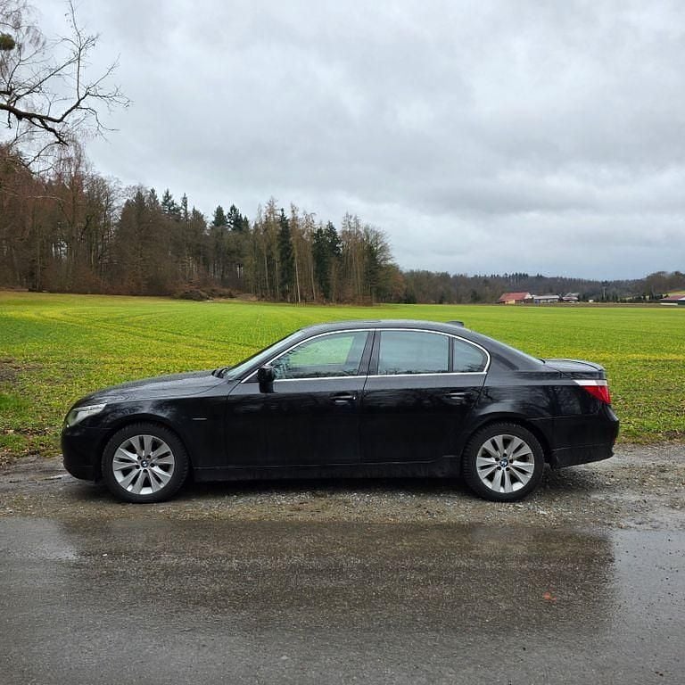 Gebraucht BMW 520 170 PS (125 kW) 2004 Schwarz Limousine