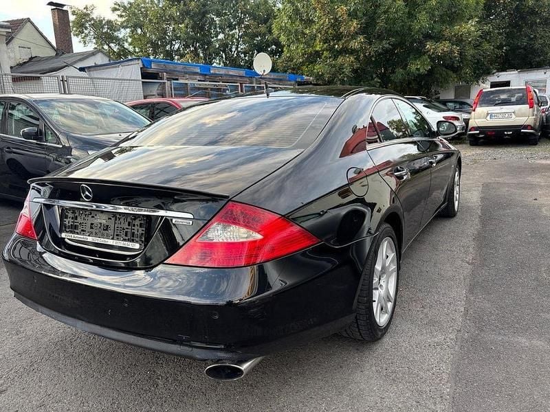 Gebraucht Mercedes CLS320 224 PS (164 kW) 2007 Schwarz Limousine